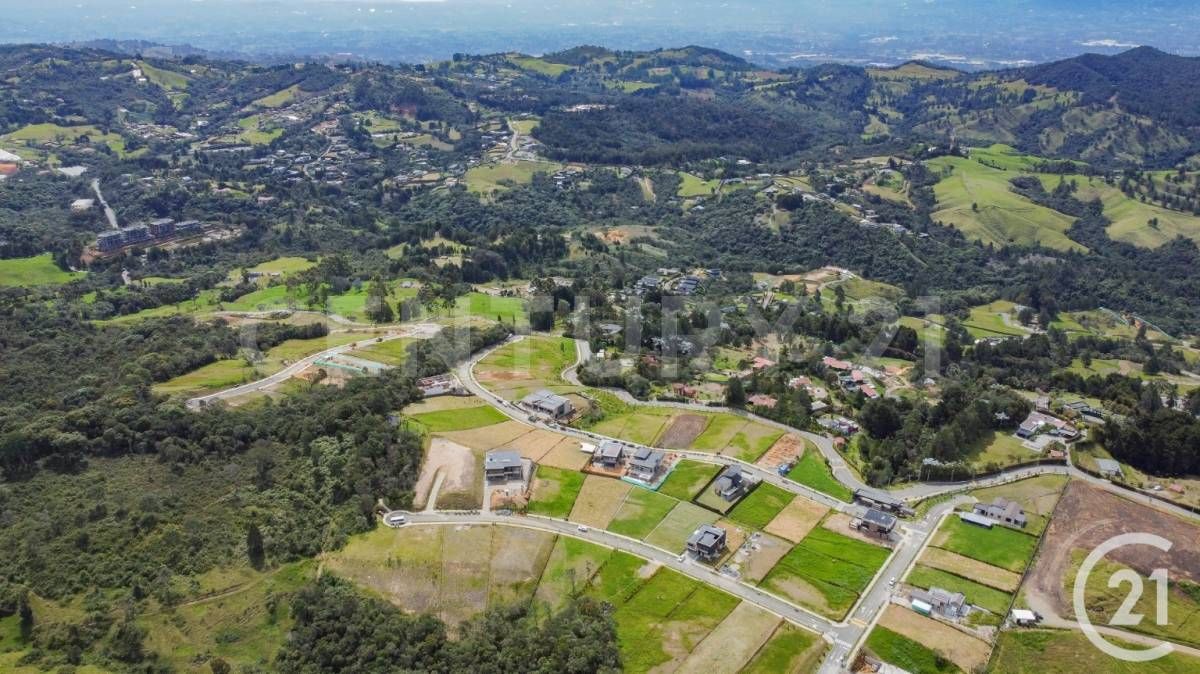 Lote en venta Antioquia Envigado Envigado 1094 m2 Habitaciones 0 Baños 1 Garajes 0 Precio $980000000