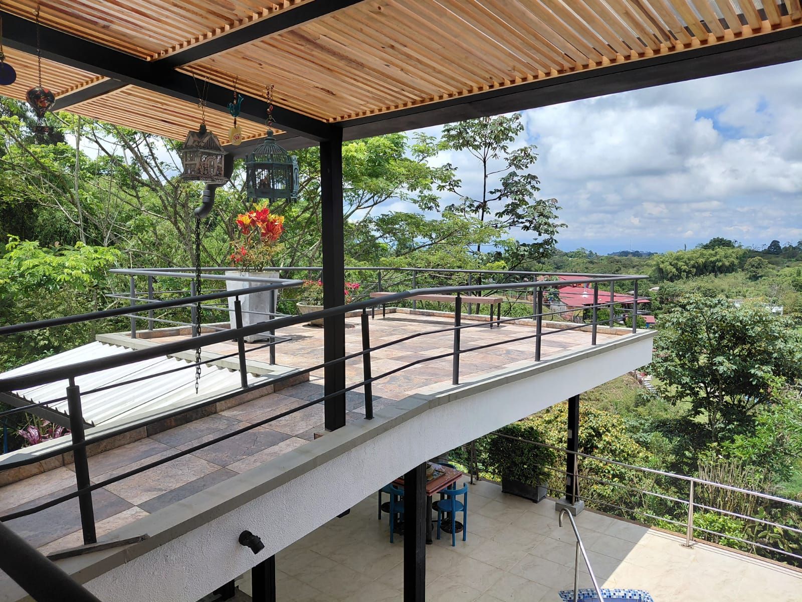 Casa Campestre en venta Risaralda Pereira Jardin De Velez Y Velez 320 m2 Habitaciones 4 Baños 4 Garajes 6 Precio $1100000000