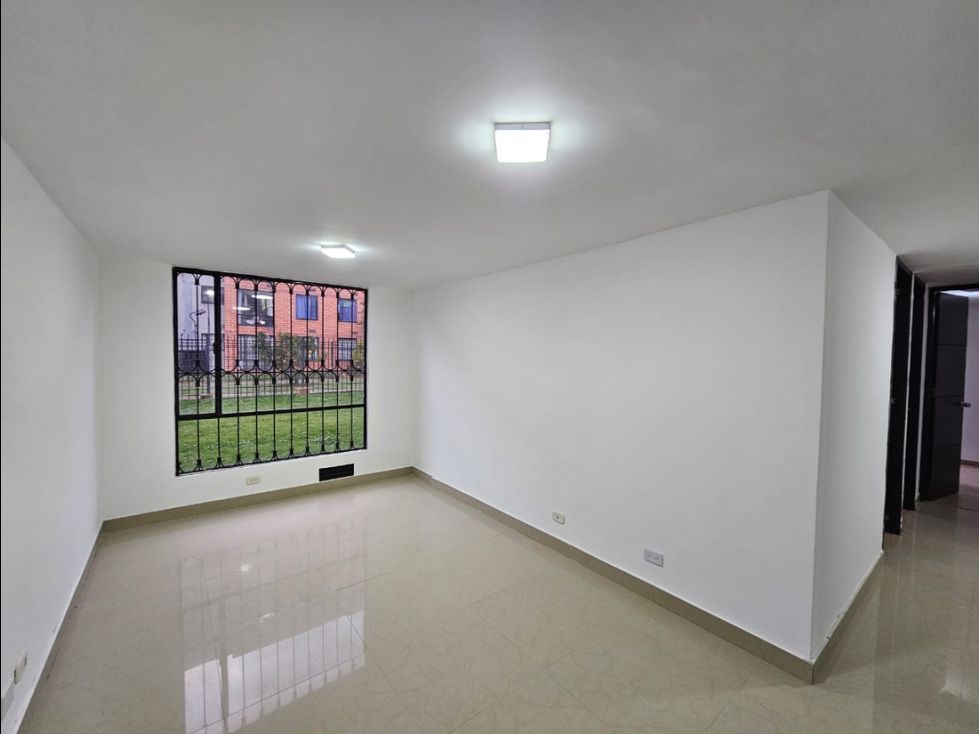 Apartamento en venta Cundinamarca Soacha Parque Campestre 64 m2 Habitaciones 3 Baños 2 Garajes 0 Precio $173000000