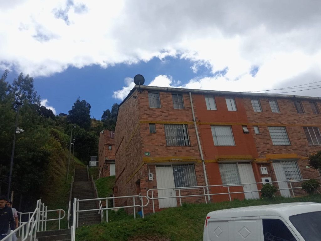 Casa en arriendo Cundinamarca Bogotá Cerros De Oriente 0 m2 Habitaciones 2 Baños 1 Garajes 0 Precio $800000