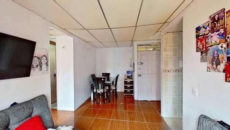 Inmuebles en Remate Apartamento en venta Cundinamarca Bogotá Parcela El Porvenir 33 m2 Habitaciones 2 Baños 1 Garajes 0 Precio $132000000