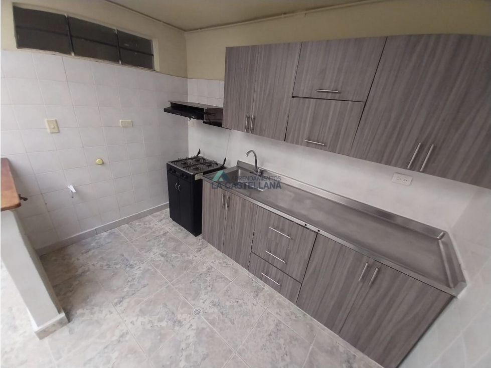 Casa en venta Antioquia Medellín Girardot 140 m2 Habitaciones 5 Baños 2 Garajes 0 Precio $450000000