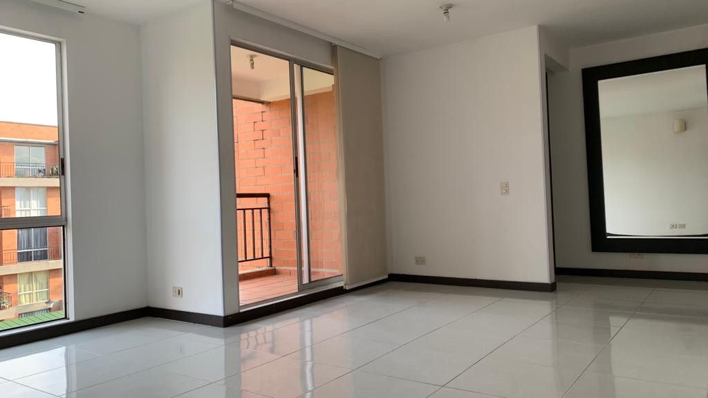 Apartamento en venta Valle Del Cauca Cali Lili 82 m2 Habitaciones 3 Baños 2 Garajes 1 Precio $310000000