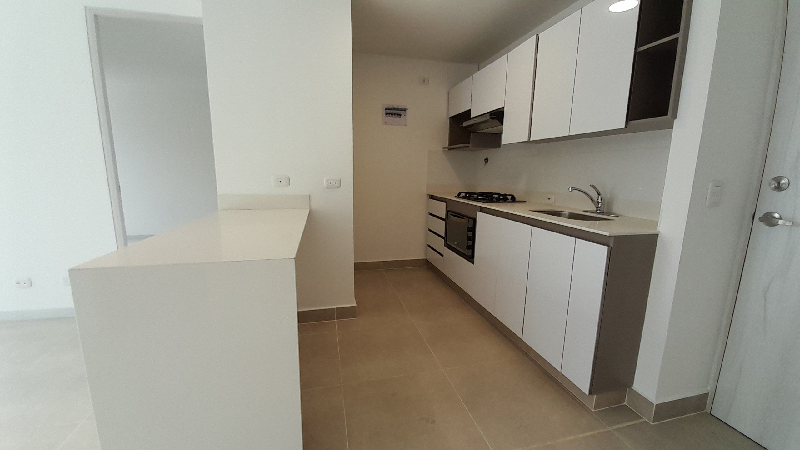 Apartamento en arriendo Antioquia Medellín Castropol 74 m2 Habitaciones 2 Baños 3 Garajes 1 Precio $4500000