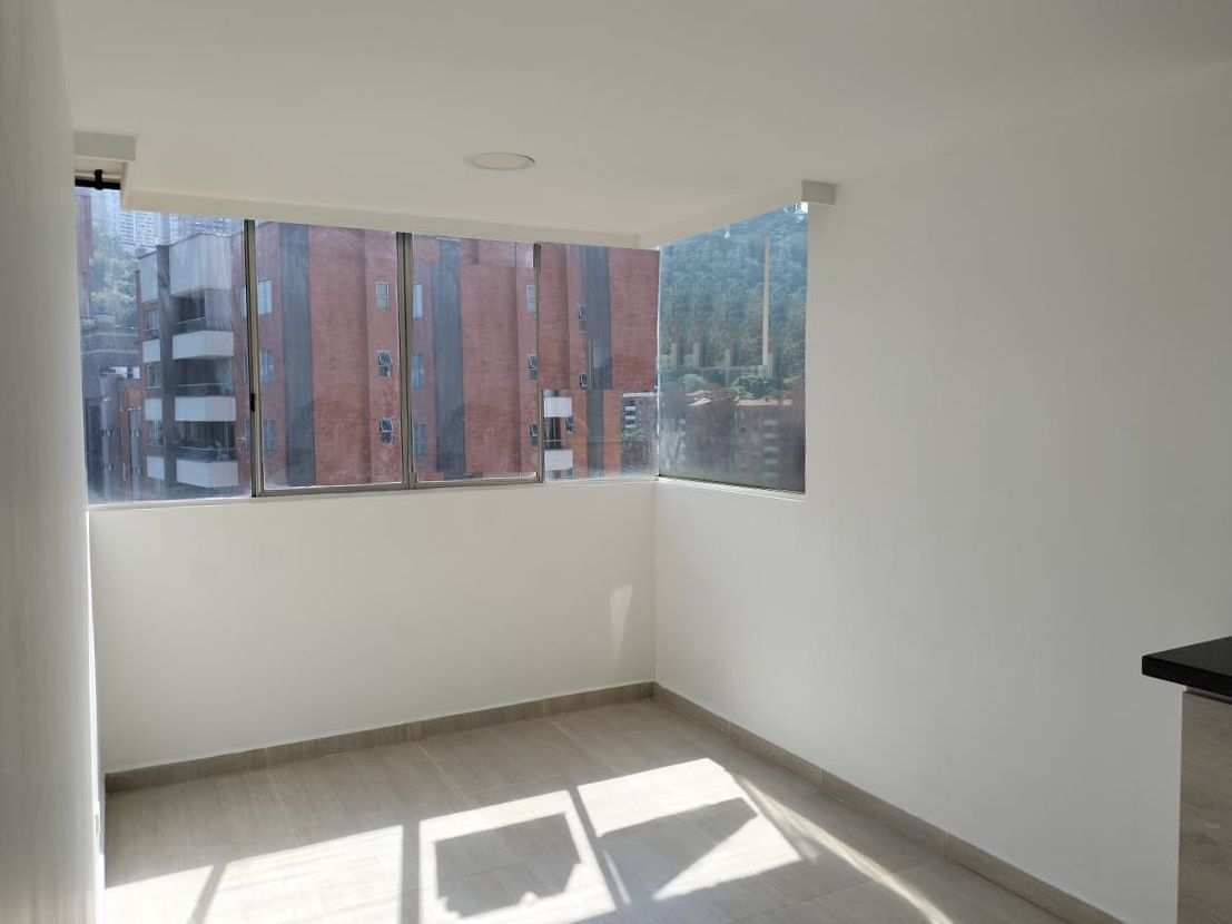 Apartamento en arriendo Antioquia Medellín Perpetuo Socorro 52 m2 Habitaciones 3 Baños 2 Garajes 1 Precio $3000000