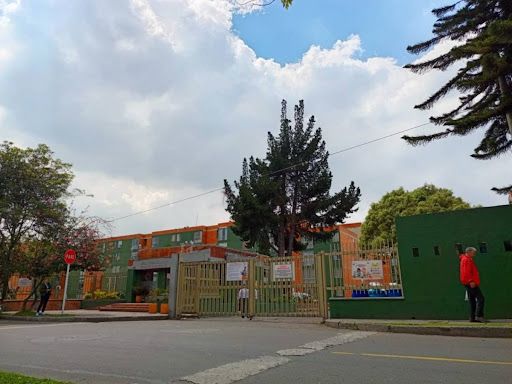 Apartamento en arriendo Cundinamarca Bogotá Villa Galante 62 m2 Habitaciones 3 Baños 1 Garajes 0 Precio $1350000