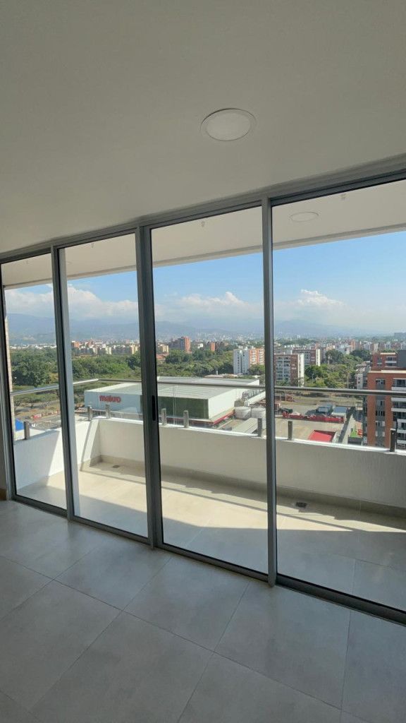 Apartamento en venta Valle Del Cauca Cali Lili 119 m2 Habitaciones 3 Baños 3 Garajes 1 Precio $790000000