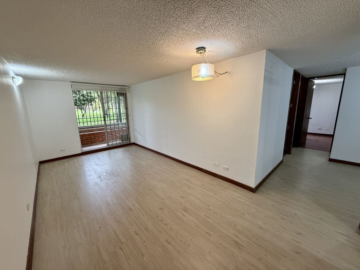 Apartamento en arriendo Cundinamarca Bogotá San Antonio Nor - Occidental 70 m2 Habitaciones 3 Baños 2 Garajes 1 Precio $2260000