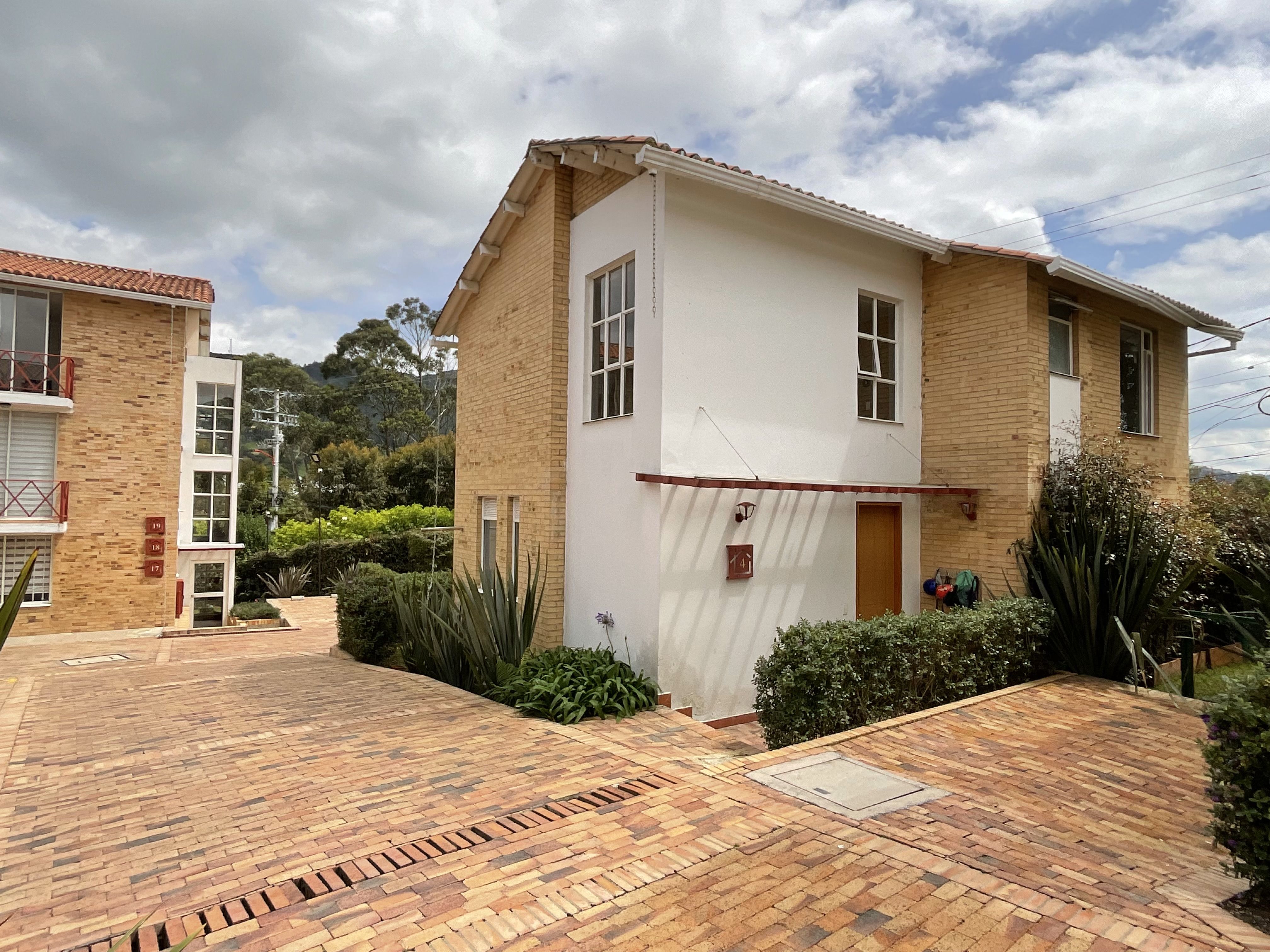 Casa en venta Cundinamarca Tabio Tabio 116 m2 Habitaciones 3 Baños 3 Garajes 2 Precio $650000000