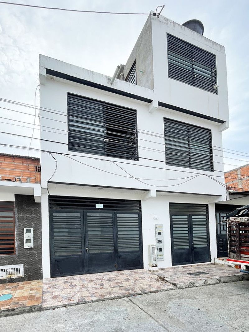 Casa en venta Cundinamarca Girardot Br Altos Del Peñon 152 m2 Habitaciones 4 Baños 4 Garajes 1 Precio $330000000