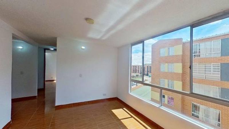 Inmuebles en Remate Apartamento en venta Cundinamarca Soacha Cr Anturio Et I 47 m2 Habitaciones 3 Baños 1 Garajes 0 Precio $146000000