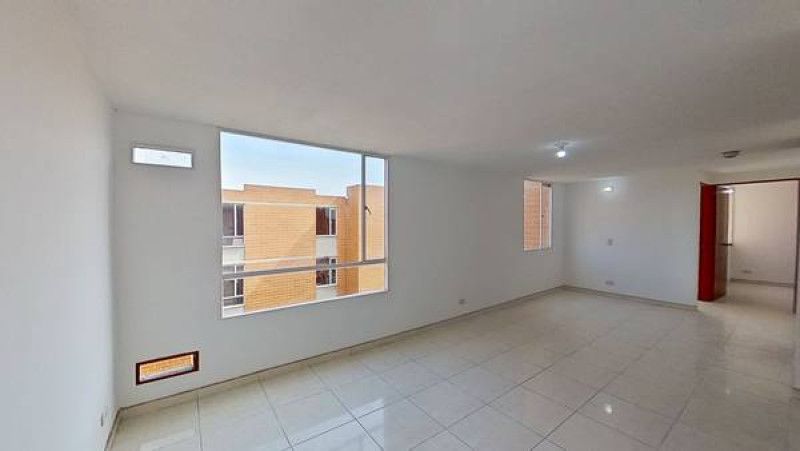Inmuebles en Remate Apartamento en venta Cundinamarca Soacha Cr El Triunfo Et I 51 m2 Habitaciones 2 Baños 2 Garajes 0 Precio $124500000