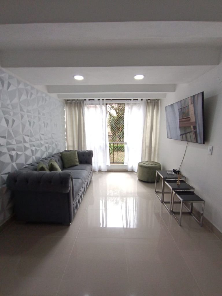 Apartamento en arriendo Antioquia Medellín Progreso 74 m2 Habitaciones 3 Baños 2 Garajes 1 Precio $3200000