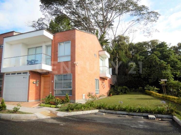 Casa en arriendo Antioquia Rionegro San Antonio 114 m2 Habitaciones 4 Baños 3 Garajes 2 Precio $5125000
