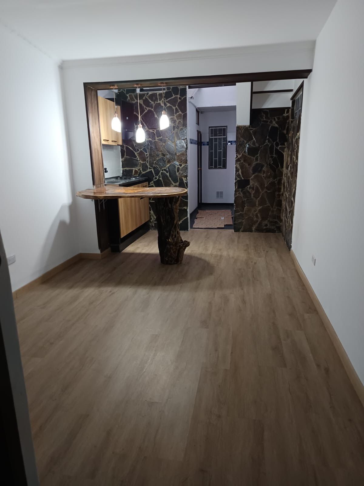 Oficina en arriendo Cundinamarca Bogotá San Luis 120 m2 Habitaciones 0 Baños 2 Garajes 1 Precio $3000000