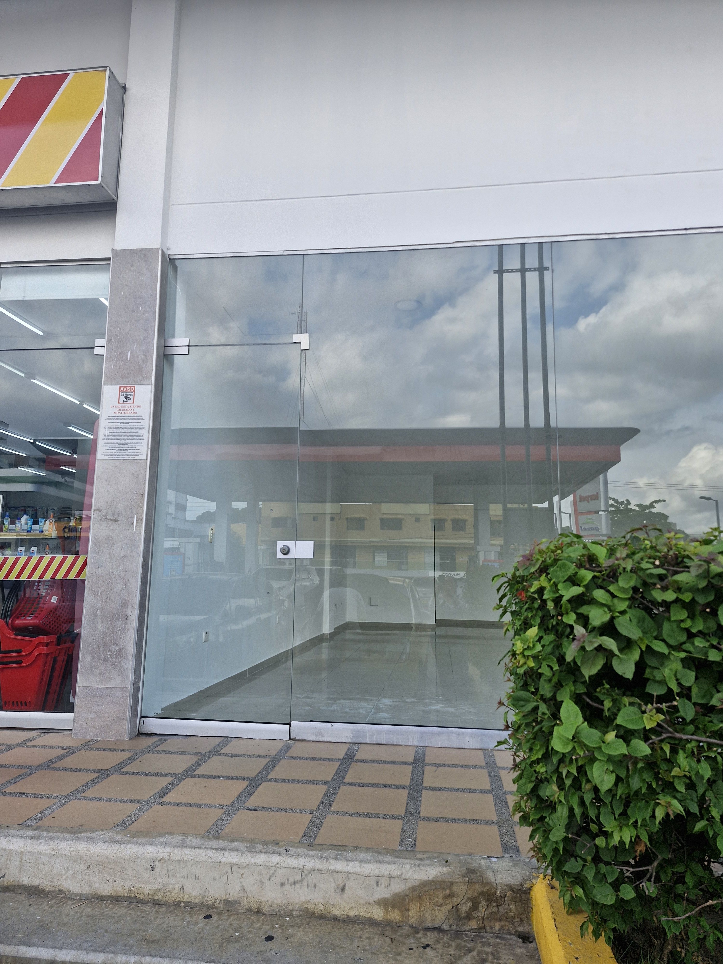 Local Comercial en arriendo Atlántico Barranquilla Nuevo Horizonte 79 m2 Habitaciones 1 Baños 1 Garajes 0 Precio $10115000