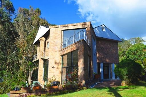 Casa en venta Cundinamarca Bogotá Torca 400 m2 Habitaciones 3 Baños 3 Garajes 4 Precio $3900000000