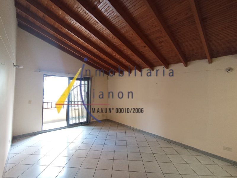Casa en venta Antioquia Medellín Florida Nueva 107 m2 Habitaciones 3 Baños 2 Garajes 0 Precio $440000000