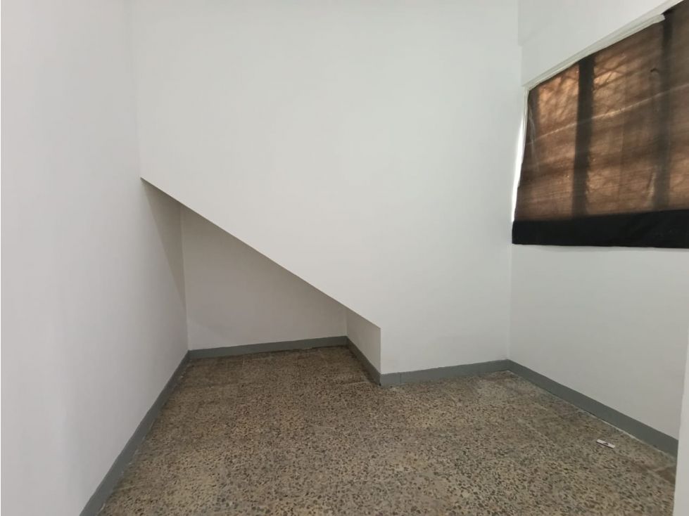 Casa en arriendo Antioquia Medellín Calasanz 116 m2 Habitaciones 3 Baños 2 Garajes 1 Precio $2400000