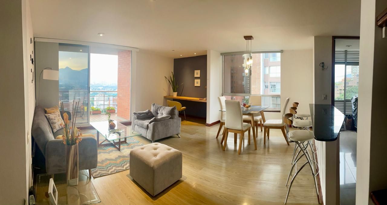 Apartamento en arriendo Antioquia Medellín Castropol 120 m2 Habitaciones 2 Baños 2 Garajes 1 Precio $6750000