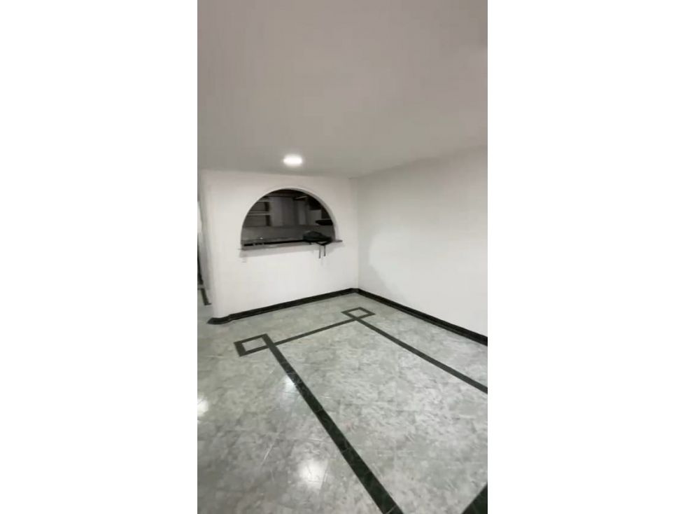 Casa en venta Antioquia Medellín Ferreni 100 m2 Habitaciones 3 Baños 2 Garajes 1 Precio $430000000