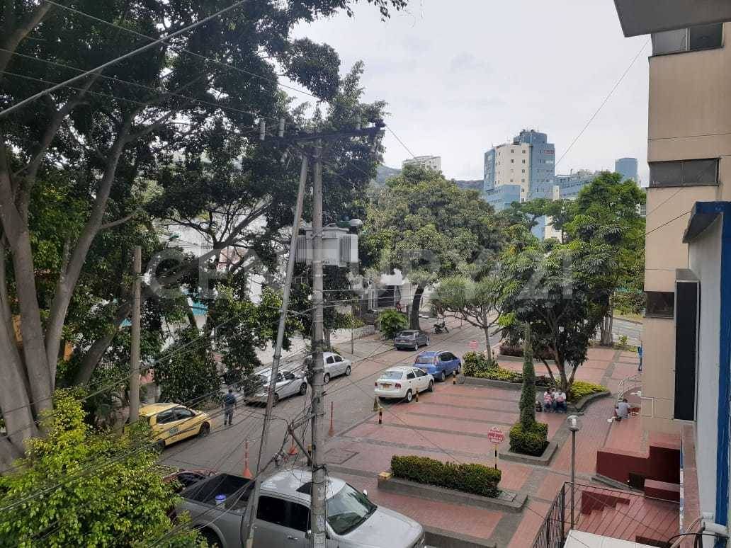 Oficina en arriendo Valle Del Cauca Cali Tequendama 60 m2 Habitaciones 0 Baños 2 Garajes 0 Precio $1500000