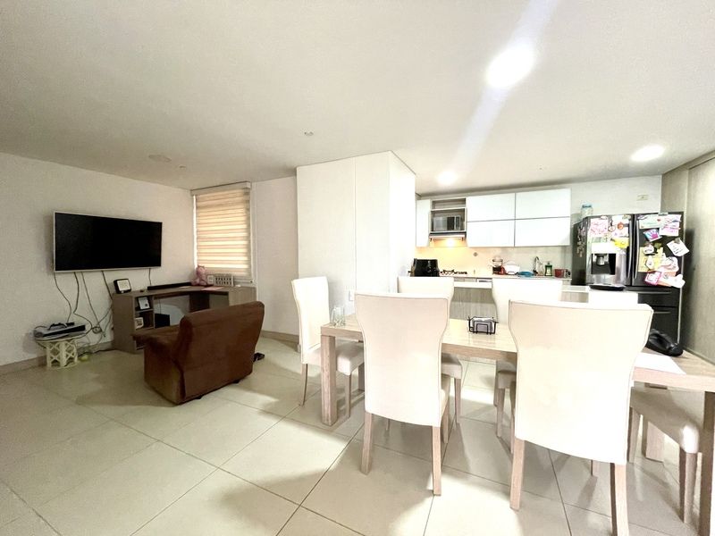 Apartamento en venta Antioquia Medellín Castropol 136 m2 Habitaciones 3 Baños 3 Garajes 2 Precio $1300000000
