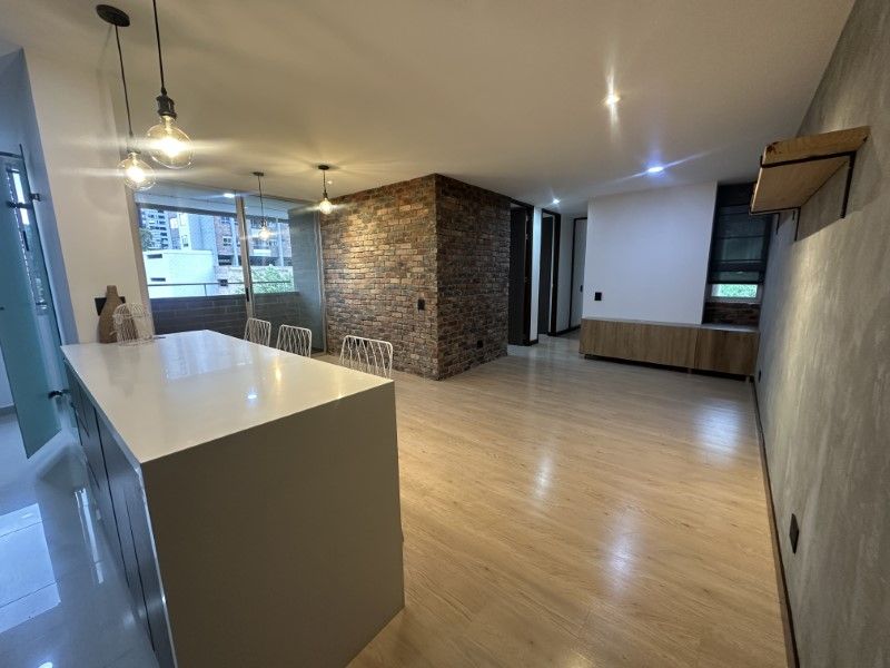 Apartamento en arriendo Antioquia Envigado El Chinguí 77 m2 Habitaciones 3 Baños 2 Garajes 1 Precio $3700000