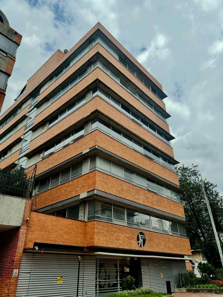 Consultorio en arriendo Cundinamarca Bogotá Chico 28 m2 Habitaciones 0 Baños 1 Garajes 0 Precio $3600000