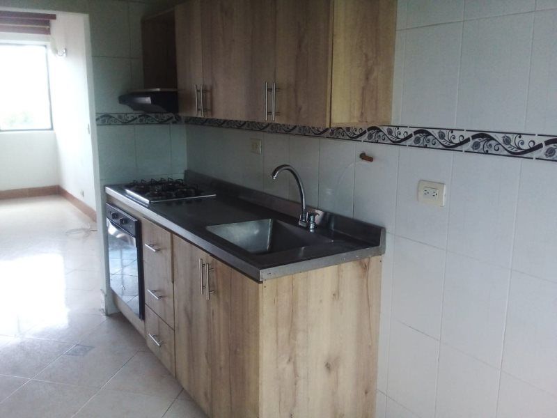 Apartamento en arriendo Antioquia Medellín Las Playas 85 m2 Habitaciones 3 Baños 2 Garajes 0 Precio $1850000