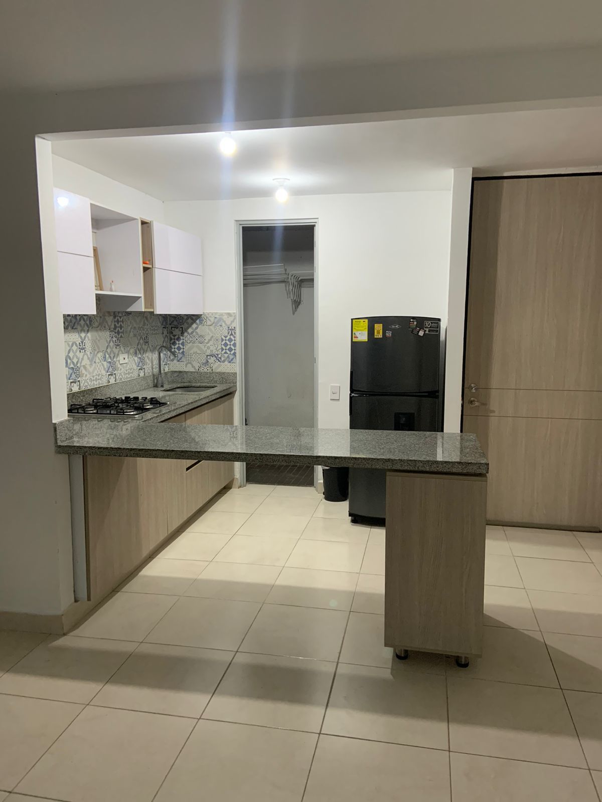 Apartamento en arriendo o venta Atlántico Barranquilla Cr Esmeralda 75 m2 Habitaciones 3 Baños 2 Garajes 1 Precio venta $340000000 Precio arriendo $1800000