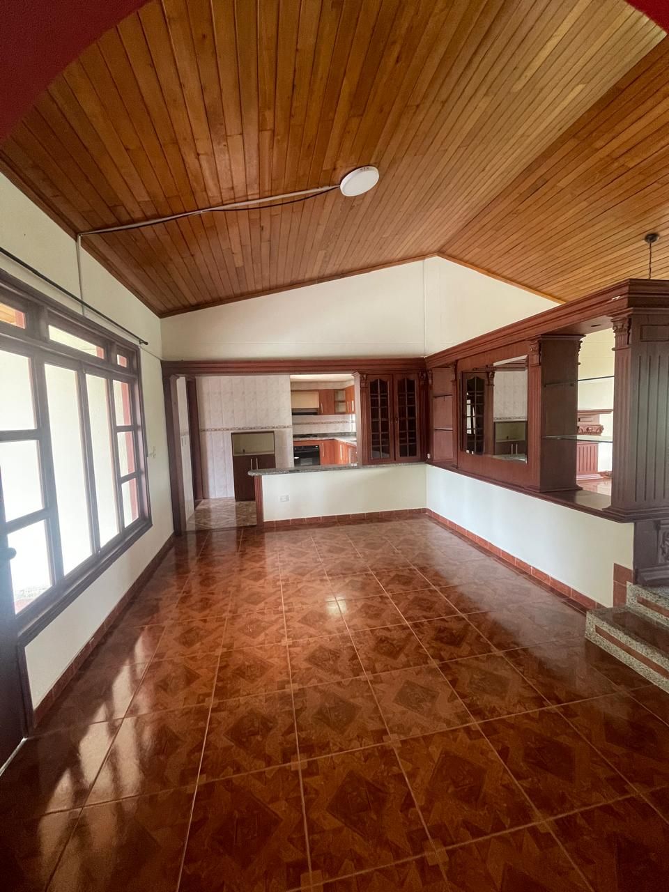 Casa Campestre en arriendo Risaralda Pereira Jardin De Velez Y Velez 241 m2 Habitaciones 4 Baños 4 Garajes 2 Precio $5200000