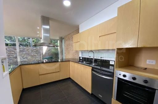 Casa en arriendo Antioquia Envigado Loma Del Atravesado 300 m2 Habitaciones 3 Baños 4 Garajes 1 Precio $11500000