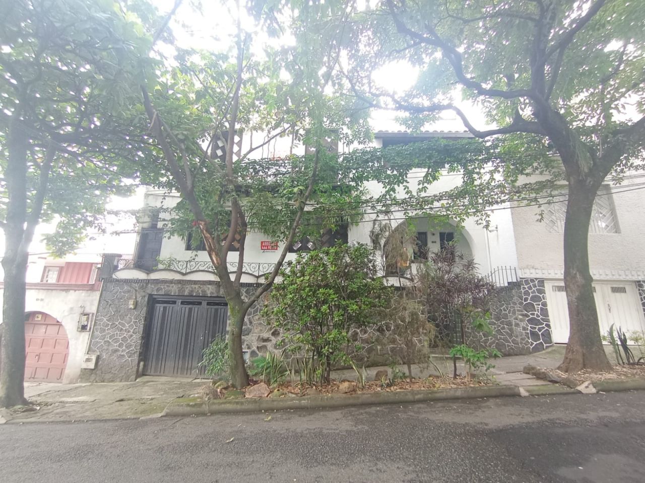 Casa en arriendo Antioquia Medellín Prado 550 m2 Habitaciones 19 Baños 6 Garajes 0 Precio $10000000