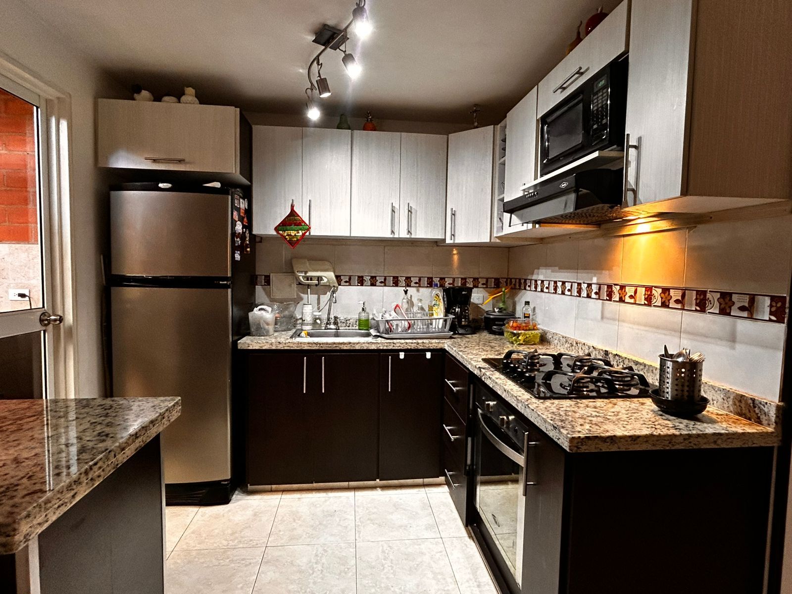 Casa en venta Valle Del Cauca Cali Lili 110 m2 Habitaciones 3 Baños 3 Garajes 2 Precio $400000000