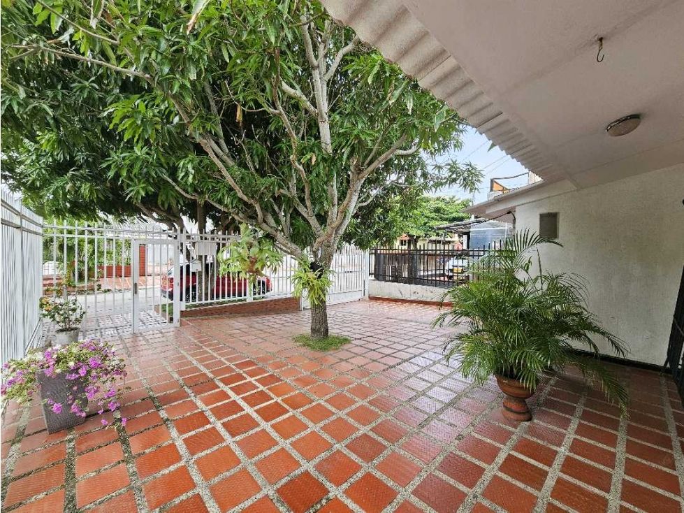 Apartamento en venta Atlántico Barranquilla Ciudad Jardin 235 m2 Habitaciones 4 Baños 2 Garajes 3 Precio $550000000