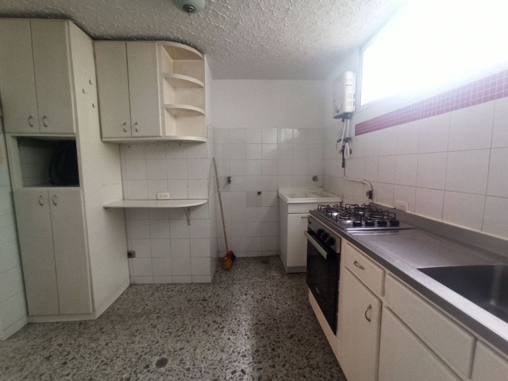 Apartamento en venta Valle Del Cauca Cali San Vicente 63 m2 Habitaciones 2 Baños 2 Garajes 1 Precio $225000000