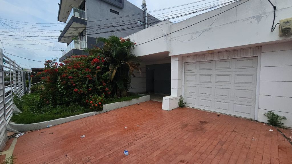 Casa en arriendo Atlántico Barranquilla El Tabor 535 m2 Habitaciones 7 Baños 5 Garajes 2 Precio $10000000