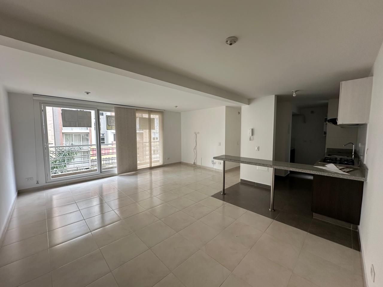 Apartamento en venta Tolima Ibagué Cr Tejares 93 m2 Habitaciones 3 Baños 2 Garajes 1 Precio $390000000