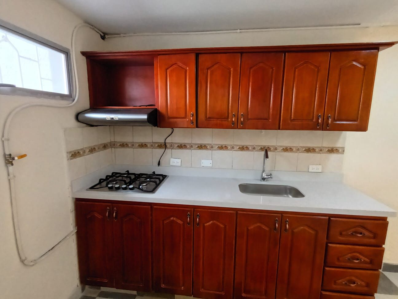 Casa en arriendo Antioquia Bello La Cabañita 100 m2 Habitaciones 3 Baños 2 Garajes 1 Precio $2500000