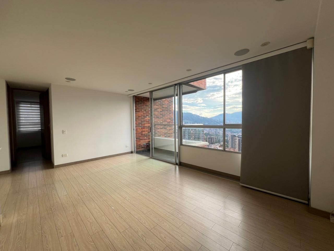 Apartamento en arriendo Antioquia Envigado La Mesa 74 m2 Habitaciones 2 Baños 2 Garajes 2 Precio $4350000