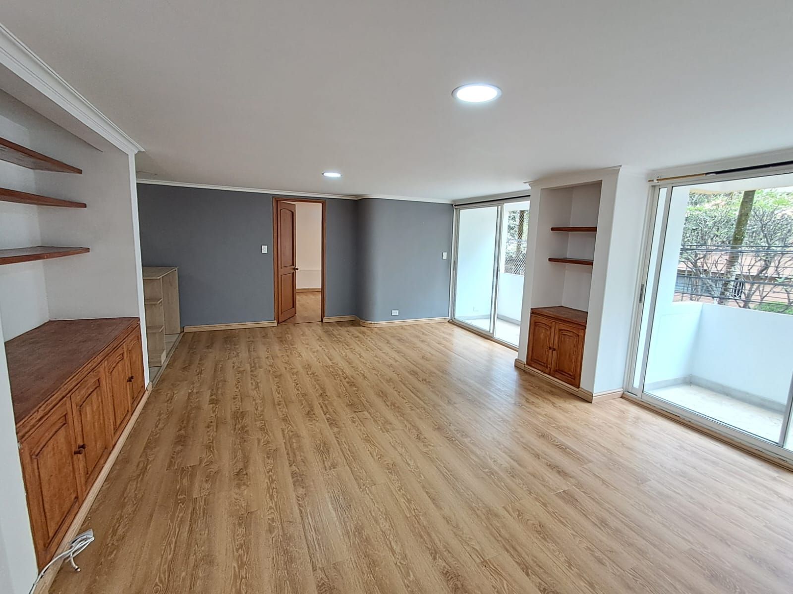 Apartamento en arriendo Antioquia Medellín Bolivariana 120 m2 Habitaciones 3 Baños 4 Garajes 1 Precio $3900000