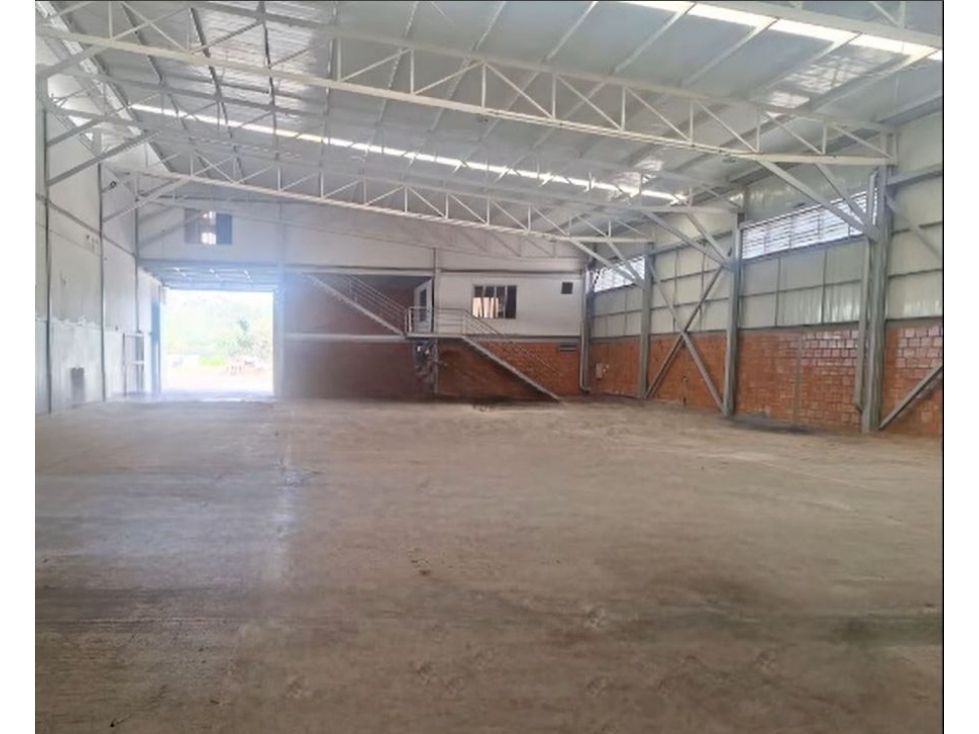 Bodega en arriendo Tolima Ibagué Ibagué 1000 m2 Habitaciones 0 Baños 4 Garajes 2 Precio $16000000
