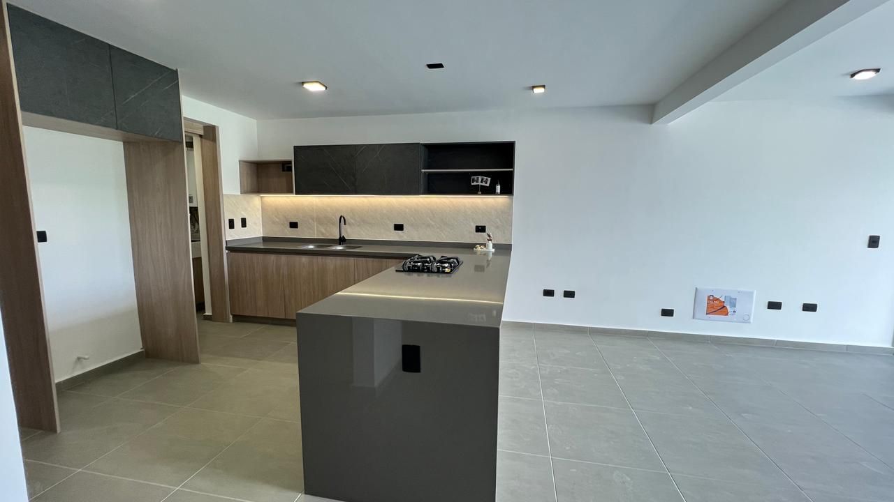 Apartamento en arriendo Risaralda Pereira Pereira 100 m2 Habitaciones 2 Baños 2 Garajes 2 Precio $4200000