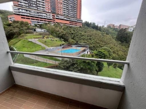 Apartamento en arriendo Antioquia Envigado Trianon 70 m2 Habitaciones 3 Baños 2 Garajes 1 Precio $2600000