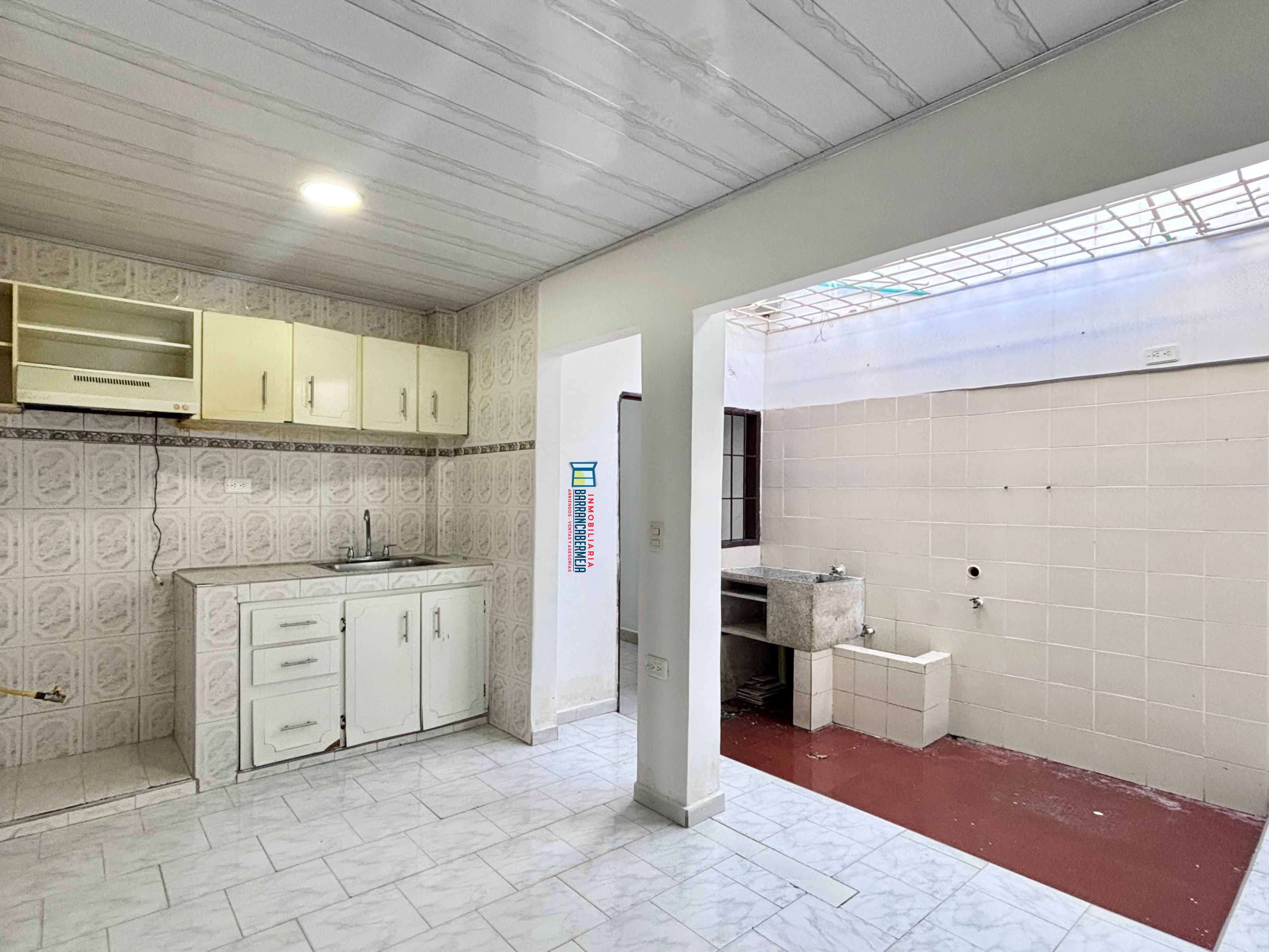 Casa en arriendo Santander Barrancabermeja Olaya Herrera 200 m2 Habitaciones 3 Baños 2 Garajes 0 Precio $1150000