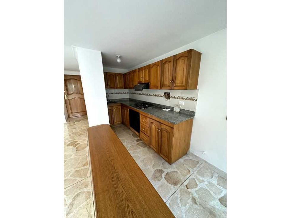Apartamento en venta Antioquia Envigado Zona Centro 80 m2 Habitaciones 3 Baños 3 Garajes 1 Precio $710000000
