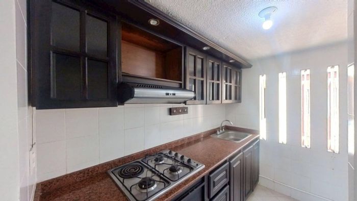 Apartamento en venta Valle Del Cauca Cali La Hacienda 61 m2 Habitaciones 3 Baños 1 Garajes 1 Precio $183000000