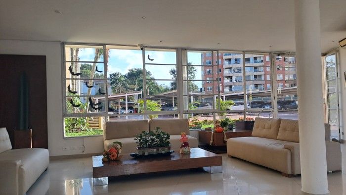 Apartamento en venta Valle Del Cauca Cali Urbanización Ciudad Jardín 107 m2 Habitaciones 3 Baños 2 Garajes 2 Precio $490000000