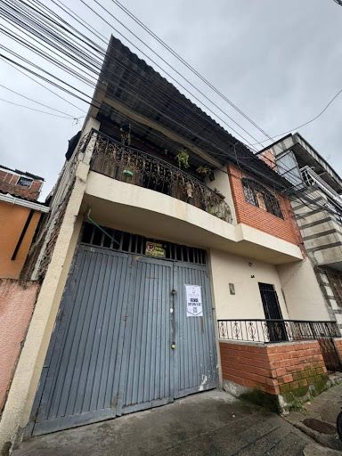Casa en venta Risaralda Pereira San Nicolas 176 m2 Habitaciones 5 Baños 1 Garajes 1 Precio $360000000